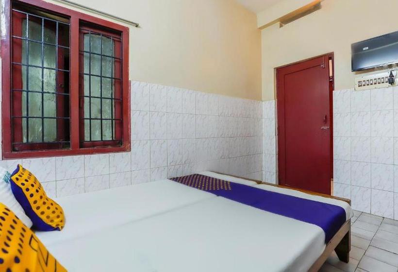 בית מלון כפרי Spot On 69105 Breeze Lodge