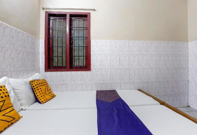 בית מלון כפרי Spot On 69105 Breeze Lodge