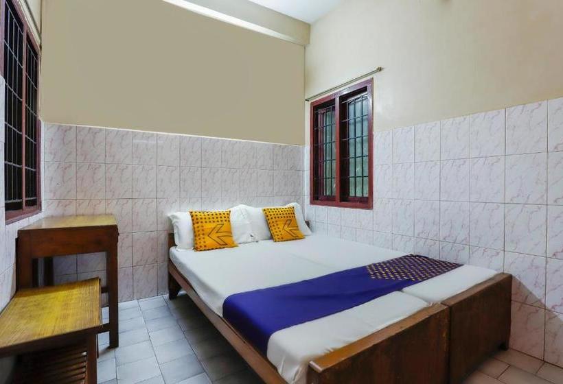 בית מלון כפרי Spot On 69105 Breeze Lodge