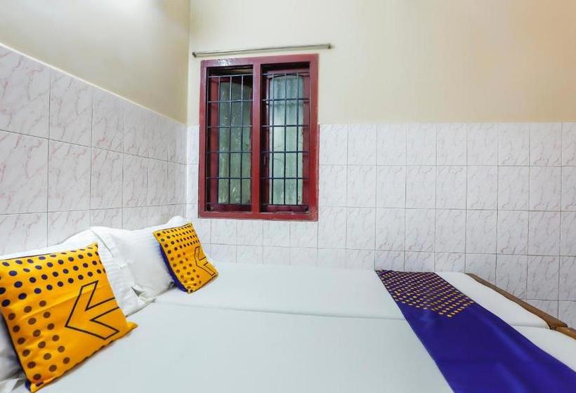 בית מלון כפרי Spot On 69105 Breeze Lodge