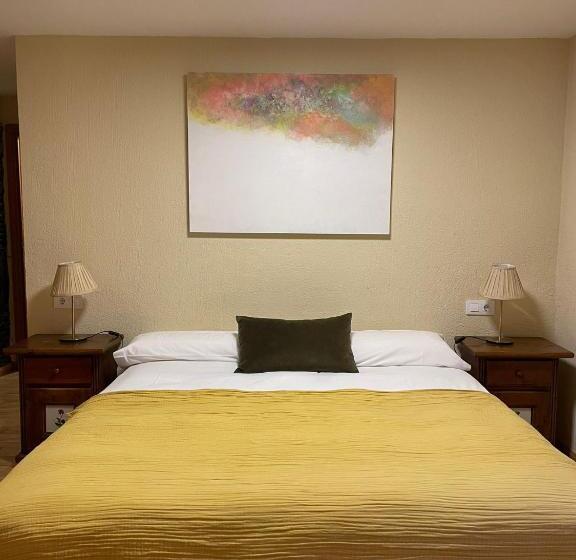 ホテル Vallibierna