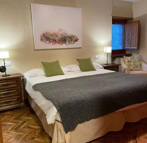 ホテル Vallibierna