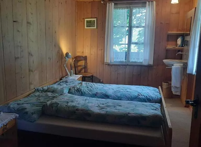 هاستل Berggasthaus Obbort