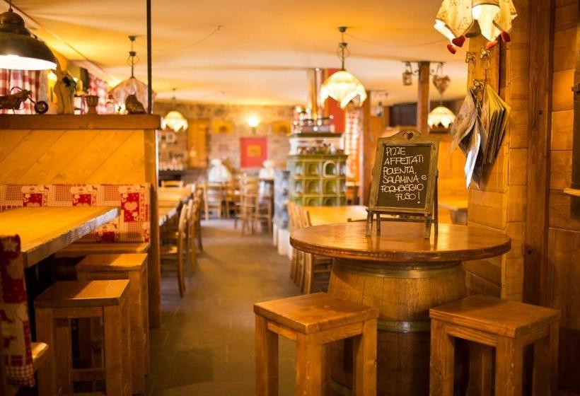 בית מלון כפרי Albergo Ristorante Dosso Alto