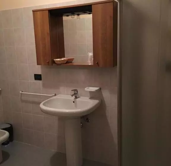 Hotelli Albergo Ristorante Dosso Alto