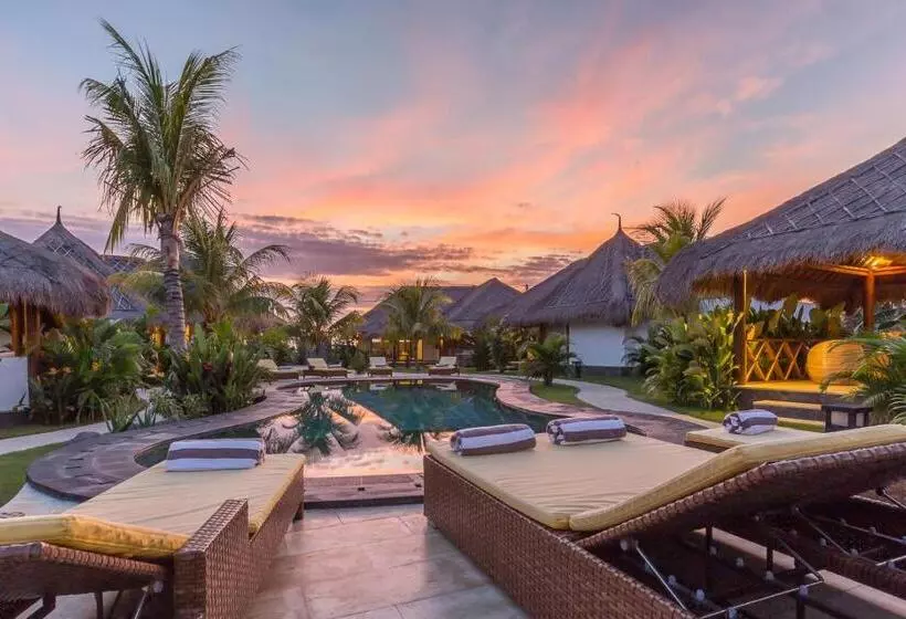 Hotelli Emocean Beach Boutique Dive Resort