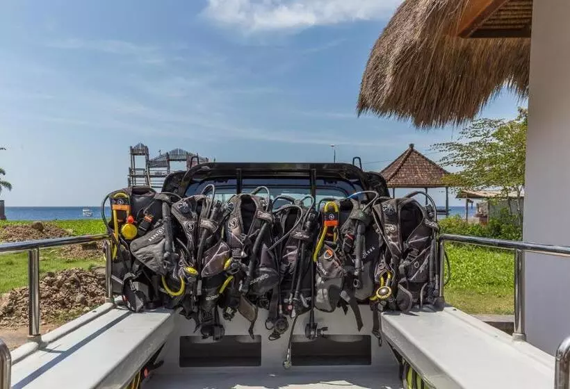 Hotelli Emocean Beach Boutique Dive Resort