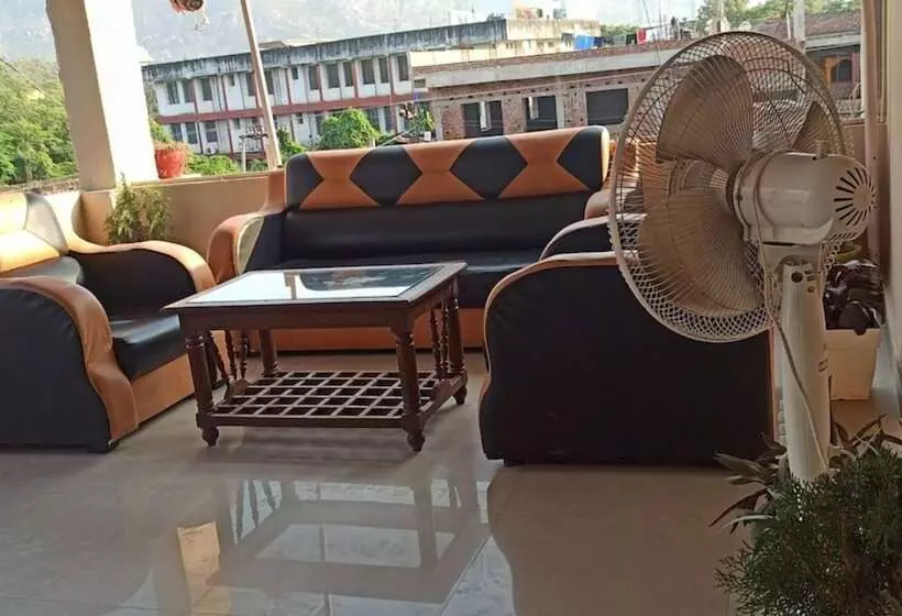 Hotelli Goroomgo Diamond Plaza Rajgir