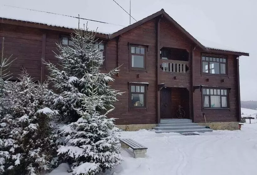 Retkeilymaja The Provence Village