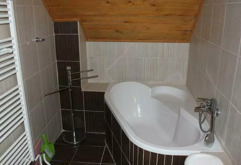 Majatalo Penzion Javorina