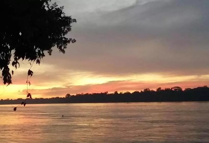 استراحتگاه Amazon Planet