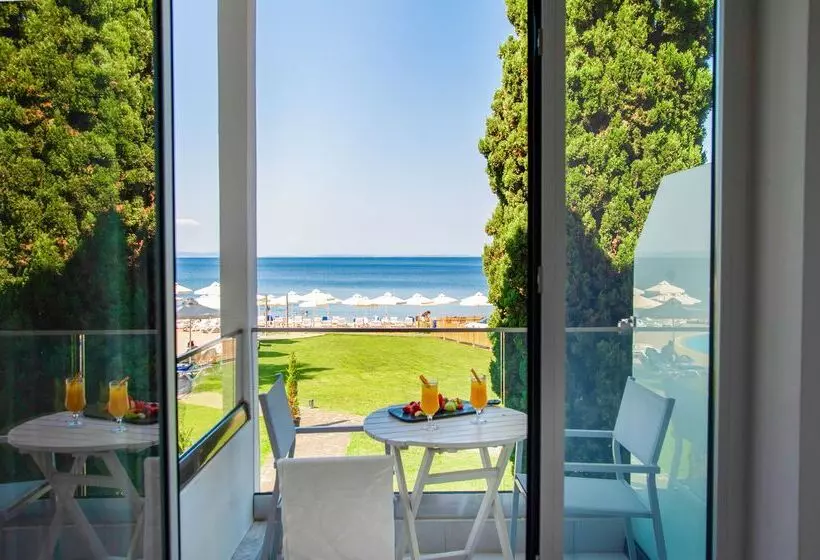 Acrotel Lilyann Boutique