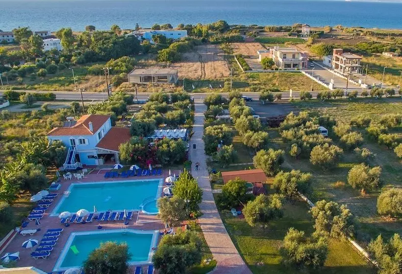 Filoxenia Apartments & Studios