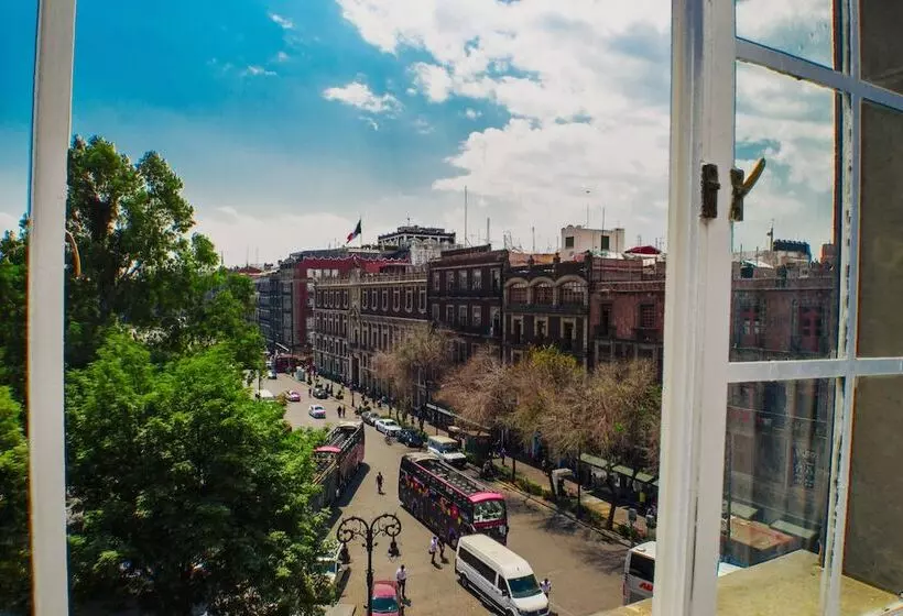 Hostel Mundo Joven Catedral