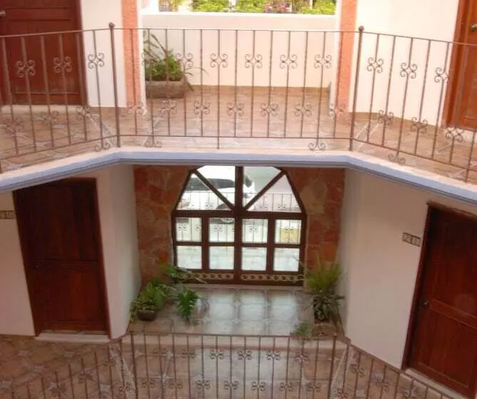 酒店 Aalada Playa Del Carmen