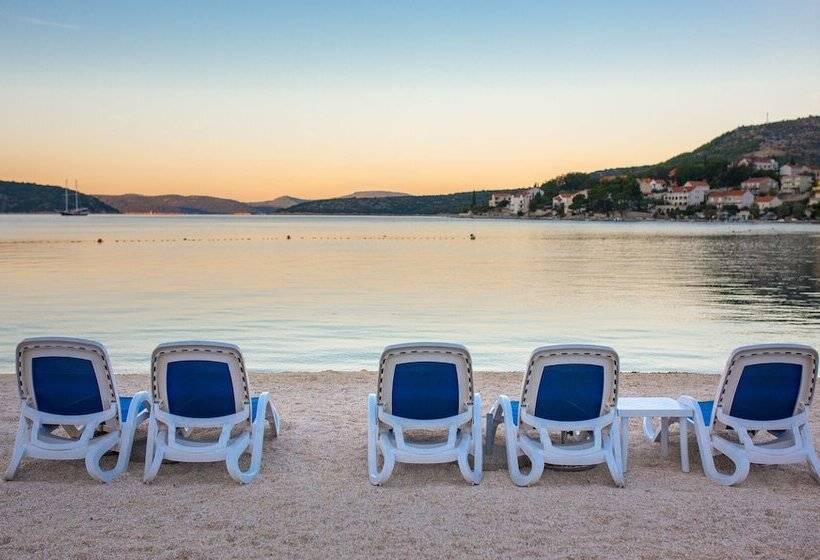 هتل Admiral Grand