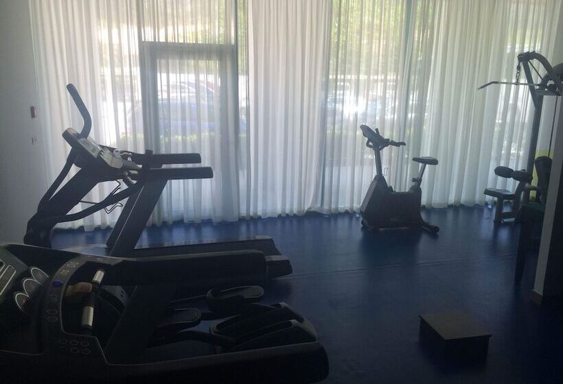 هتل Admiral Grand