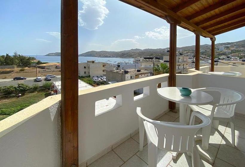 فندق Alexander House