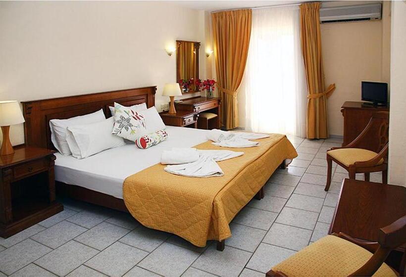 فندق Alexander House