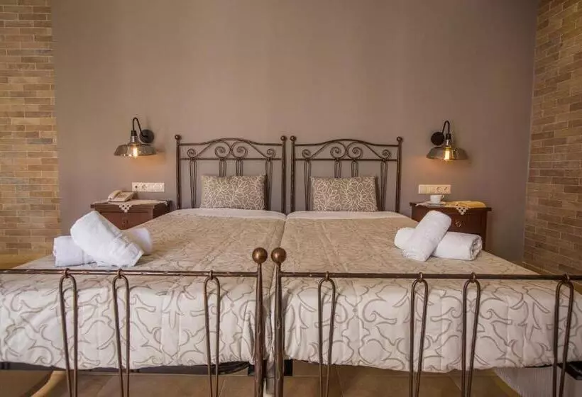 בית מלון כפרי Anassa