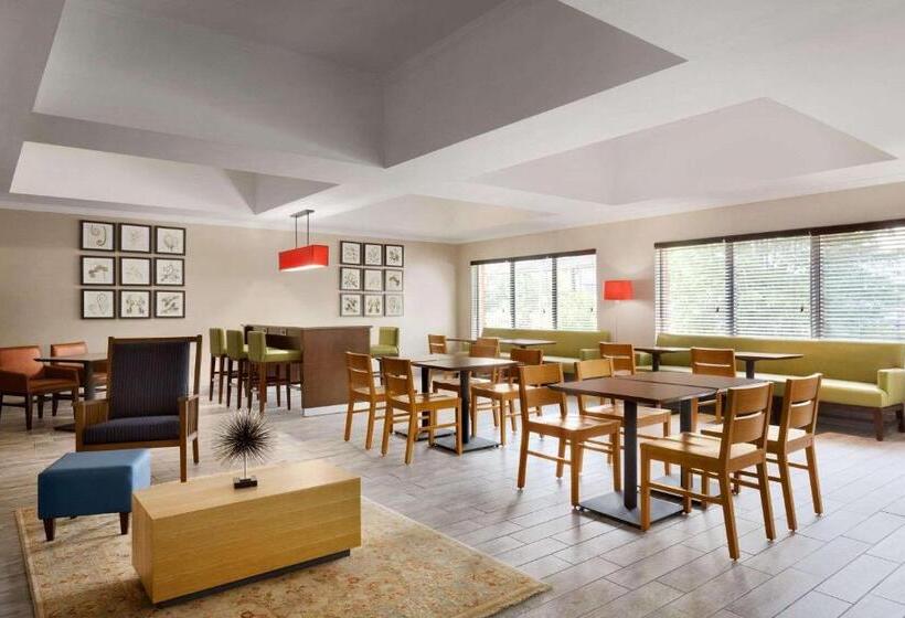 בית מלון כפרי Spark By Hilton Commerce, Ga