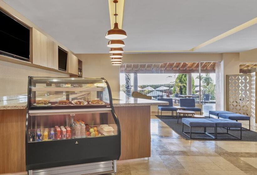 فندق Fiesta Inn Cuernavaca