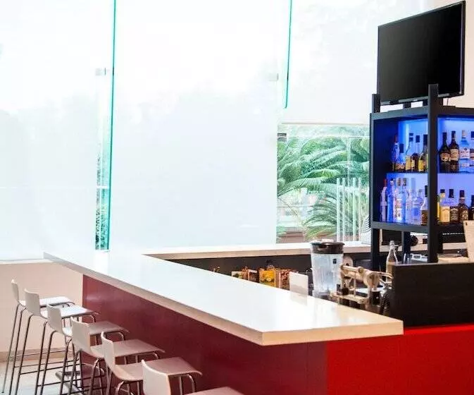 ホテル Fiesta Inn Culiacan