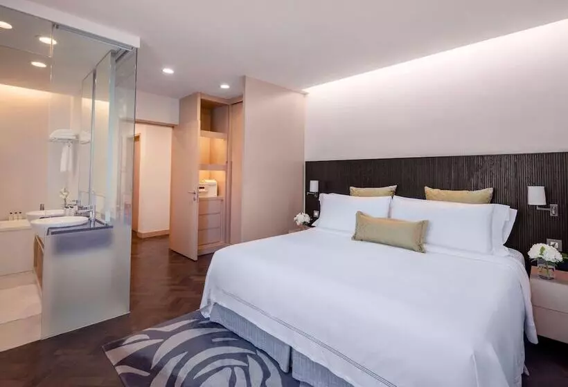 Hotel Fraser Suites Singapore