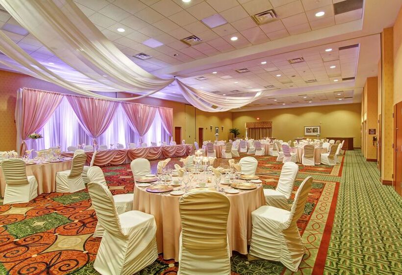 فندق Hilton Garden Inn Ottawa Airport