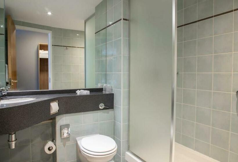 酒店 Knowsley Inn & Lounge