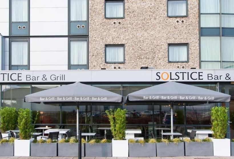 ホテル Holiday Inn Salisbury   Stonehenge, An Ihg