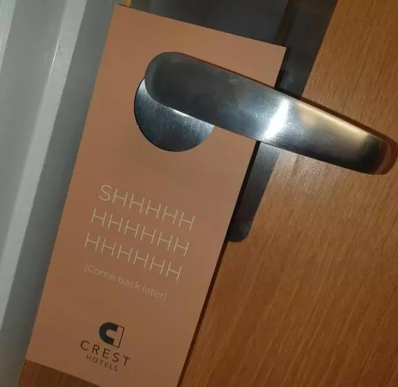 酒店 Knowsley Inn & Lounge