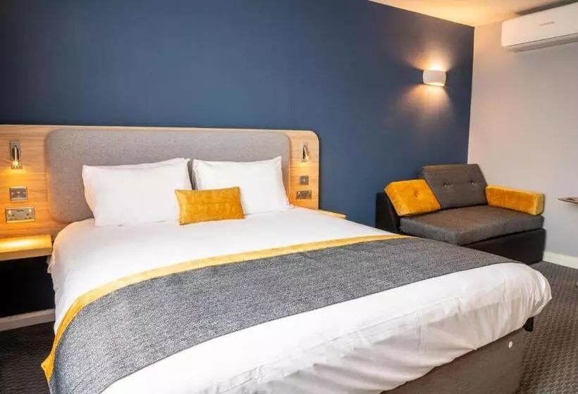 酒店 Knowsley Inn & Lounge