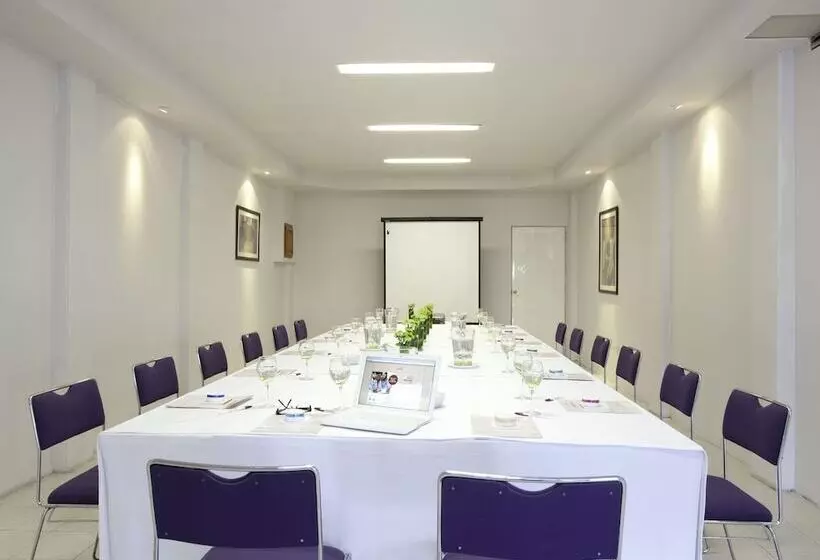 Otel Mision Express Celaya