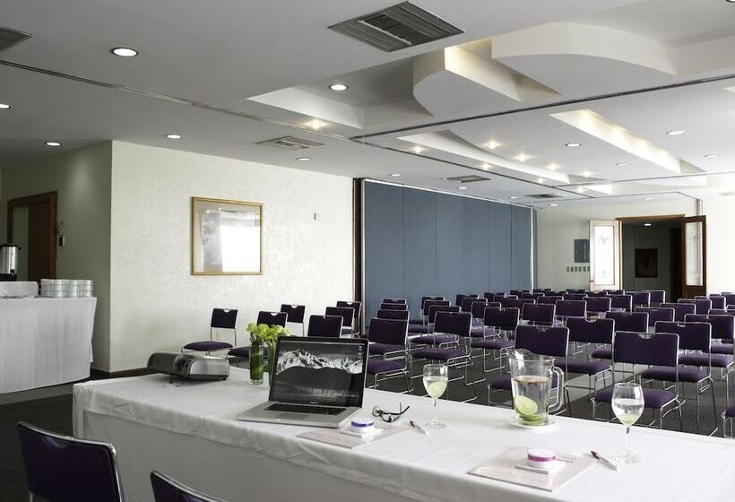 هتل Mision Express Celaya