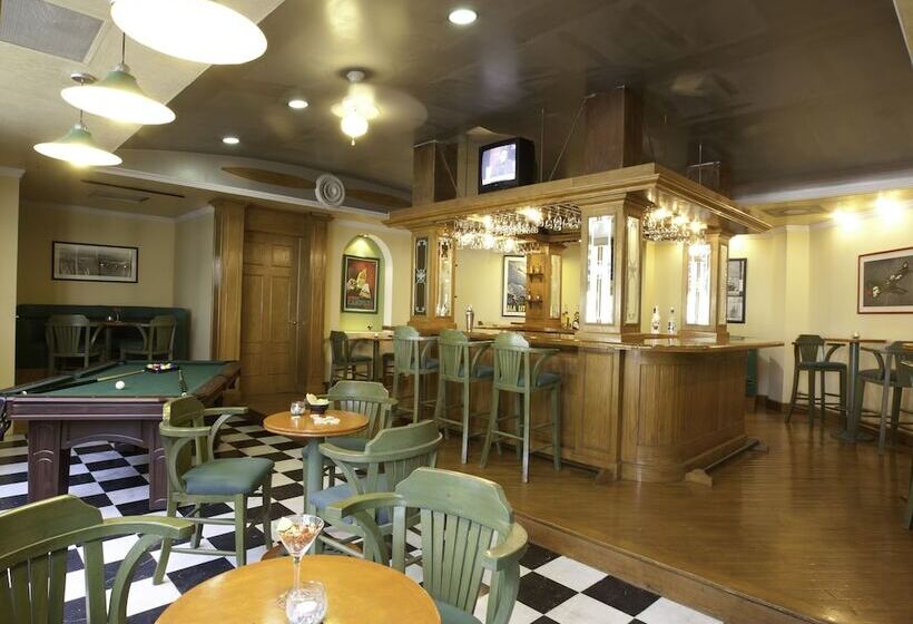 هتل Mision Express Celaya