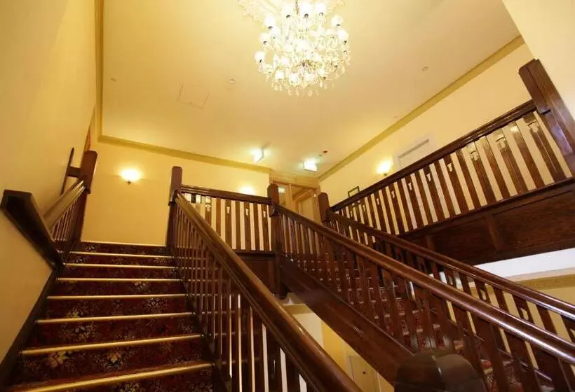 فندق Palais Royale