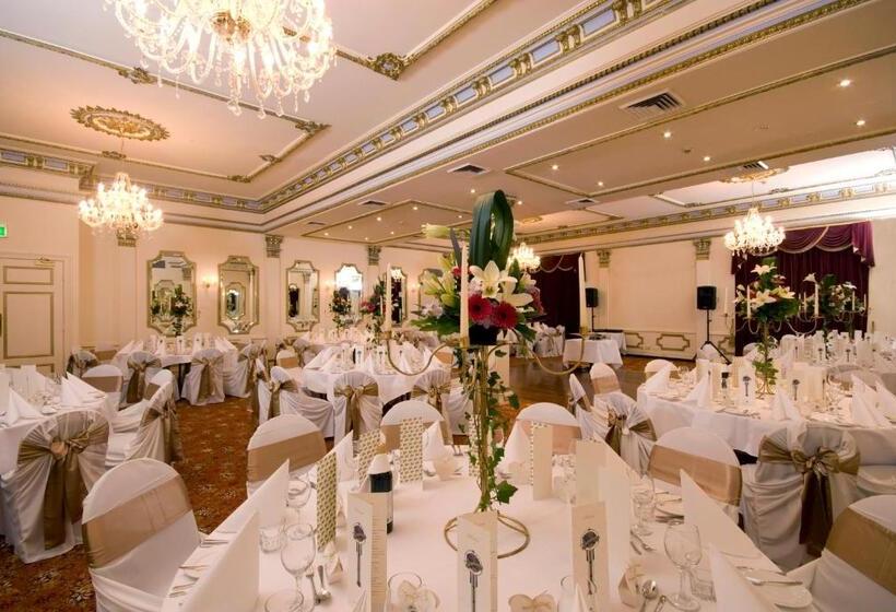 호텔 Palais Royale