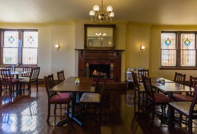 호텔 Palais Royale