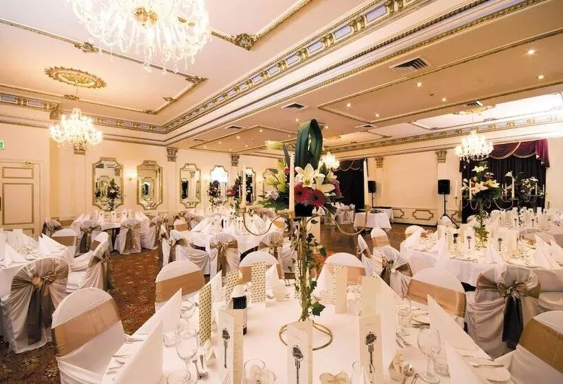 فندق Palais Royale