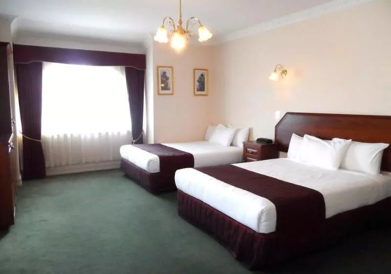 فندق Palais Royale