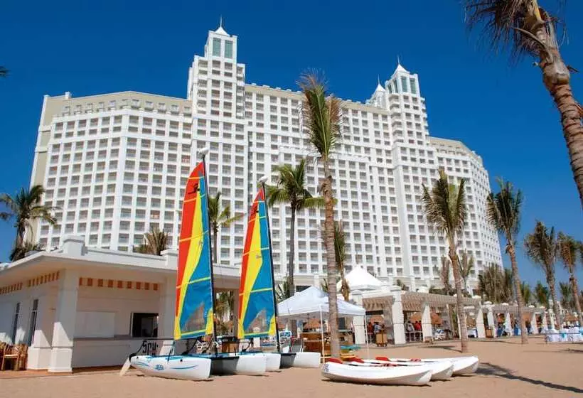 Hotel Riu Emerald Bay - All Inclusive