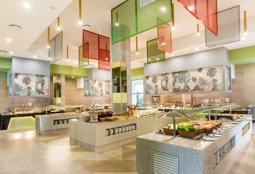 Hotel Riu Emerald Bay - All Inclusive