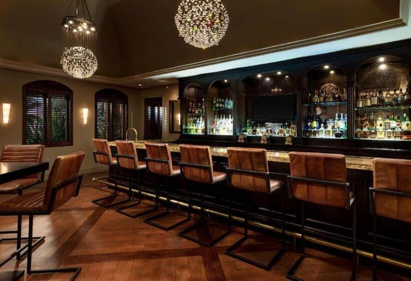 هتل Seven Stars Resort & Spa