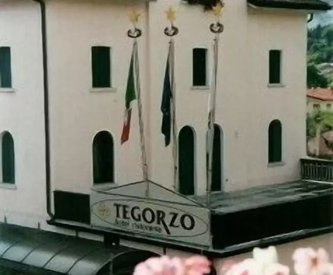 ホテル Tegorzo