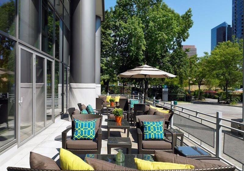 בית מלון כפרי The Westin Bellevue