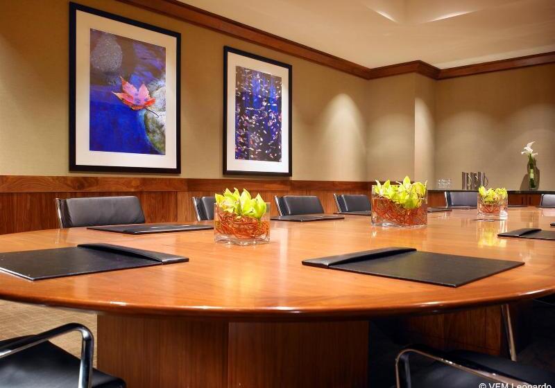 בית מלון כפרי The Westin Bellevue