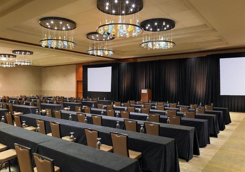 בית מלון כפרי The Westin Bellevue