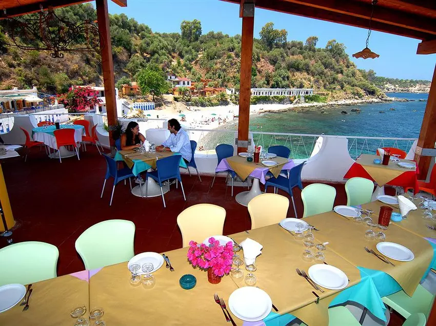 Resort Otel Cirucco Bay & Camping