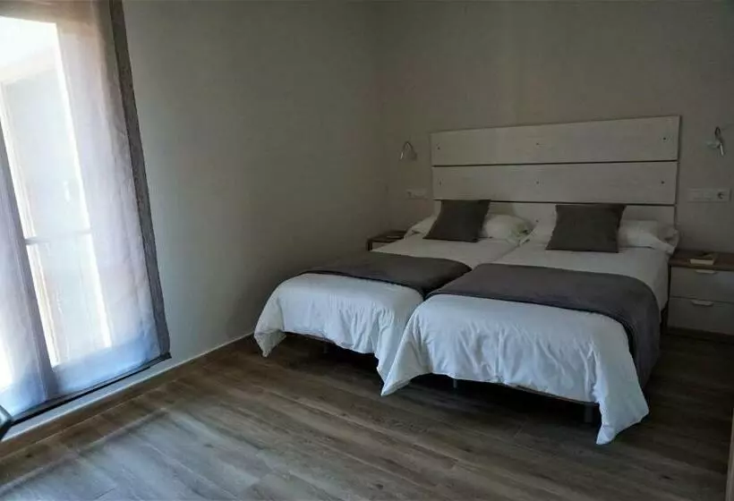 Apartamentos La Playina